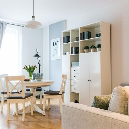 Forget Me Not Apartment Warsawa Bagian luar foto