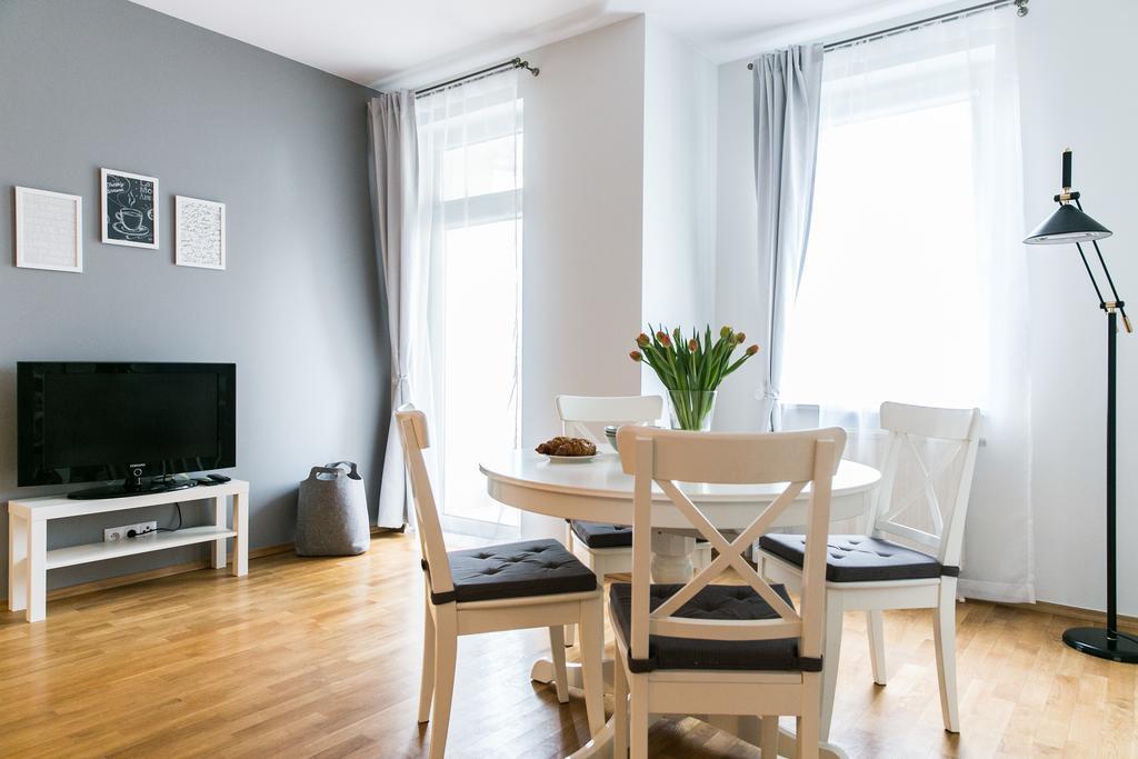 Forget Me Not Apartment Warsawa Bagian luar foto