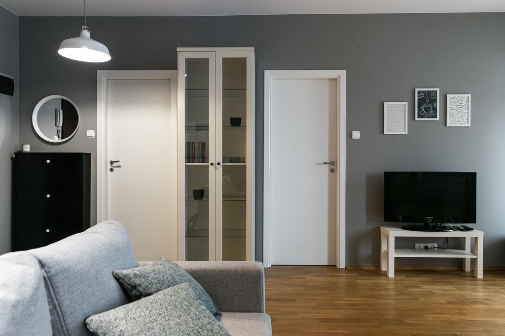 Forget Me Not Apartment Warsawa Bagian luar foto